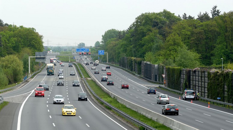 Немцы собираются ввести дорожный налог для иностранцев