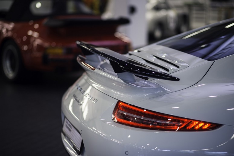 Эксклюзивный Porsche 911 Turbo S получат лишь 40 британцев