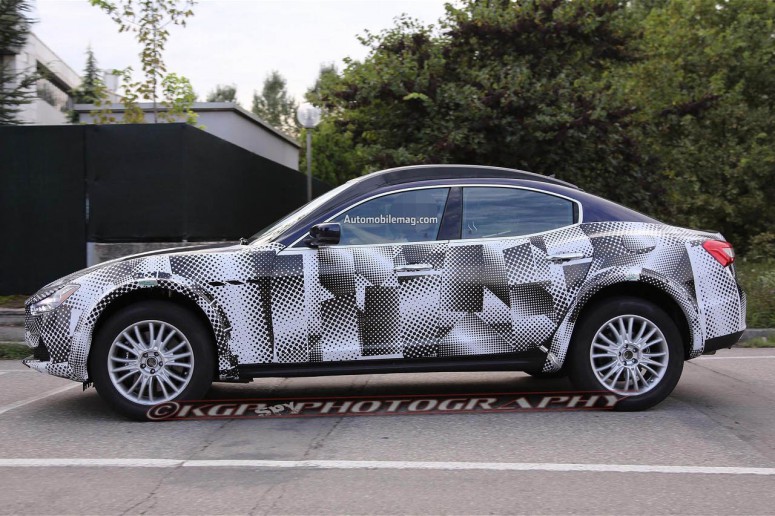 Maserati тестирует механику будущего внедорожника Levante [шпионские фото]
