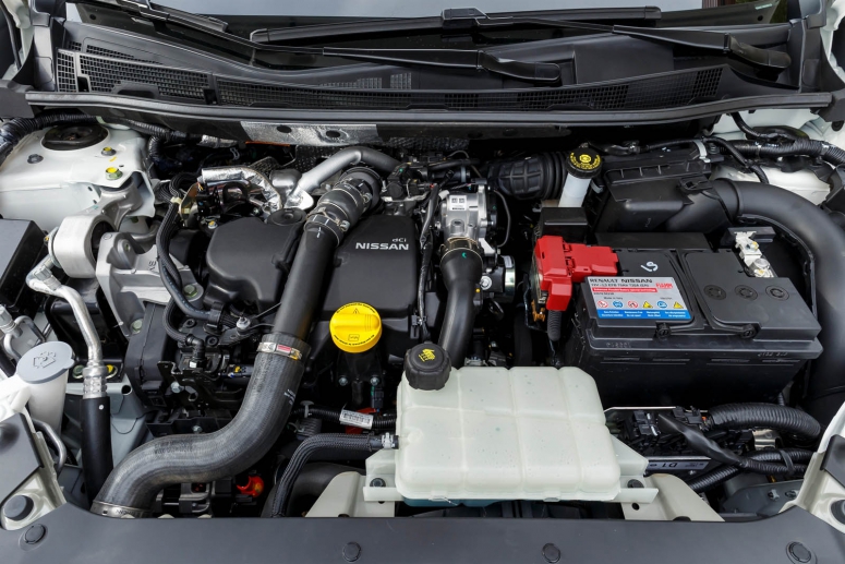 Nissan Pulsar решил побороться с VW Golf, новые подробности
