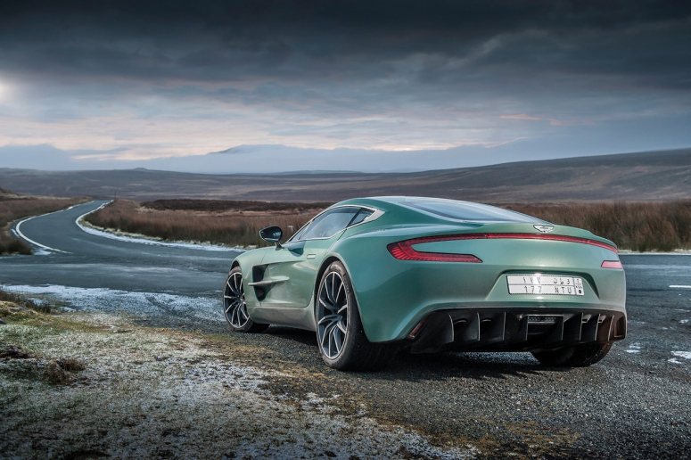 Тест-драйв от EVO: Aston Martin One-77 [фото]
