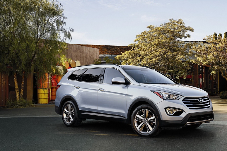 Hyundai Santa Fe 2015 улучшился технически [фото]