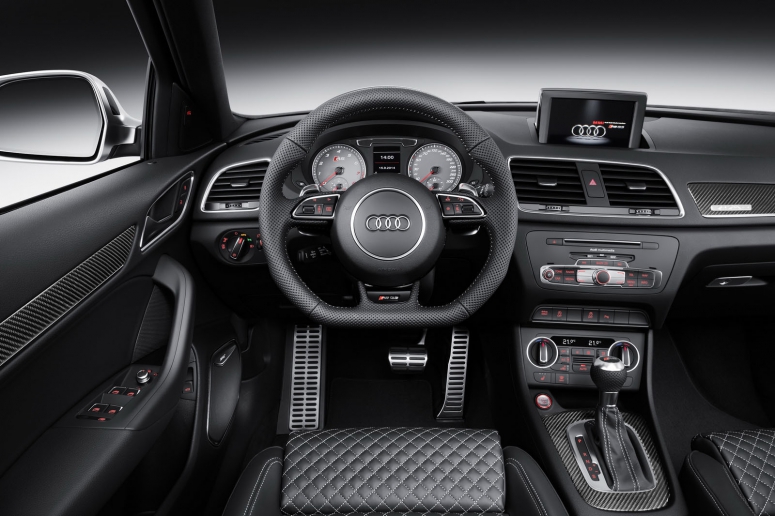 Audi Q3 получила \"подтяжку лица\" и оптимизацию двигателей [видео]