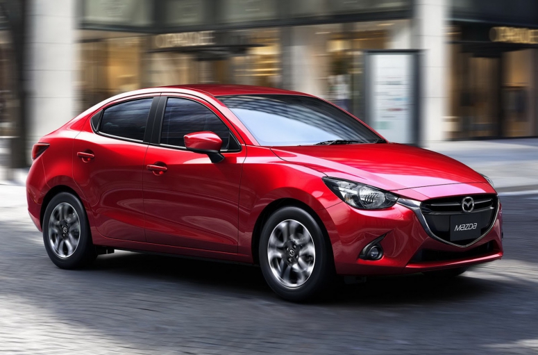 Седан Mazda2 2015 выглядит, как уменьшенная копия «шестерки» [фото]