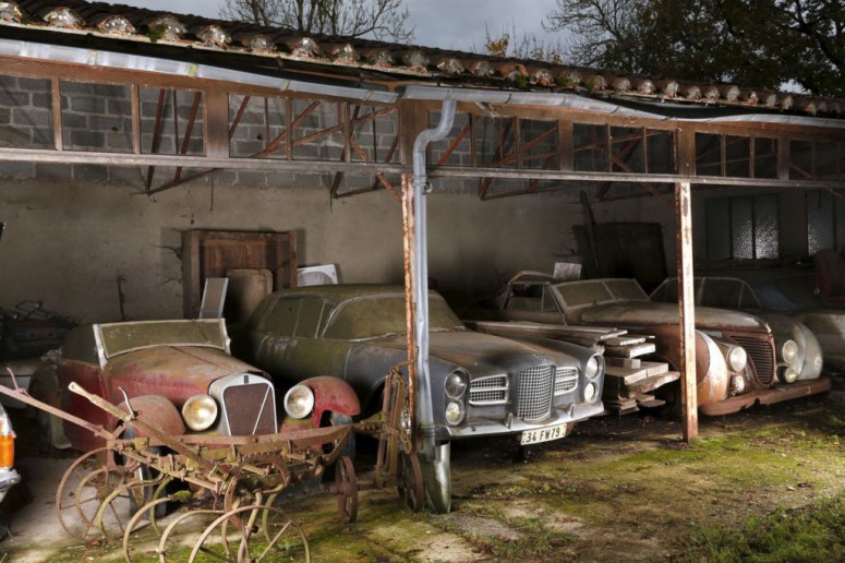 Во Франции найдена забытая коллекция редких машин [видео]
