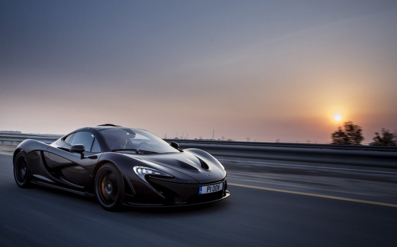 McLaren строит 20 суперкаров с полностью карбоновым кузовом