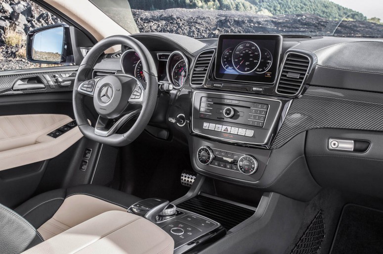 Mercedes GLE Coupe: официально и подробно