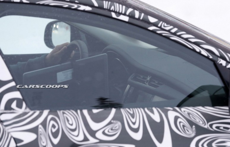 Новые подробности о втором поколении Jaguar XF [фото]