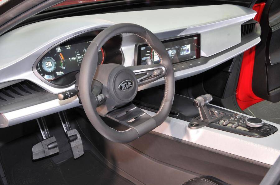 Концепт Kia Sportspace показали журналистам - 2