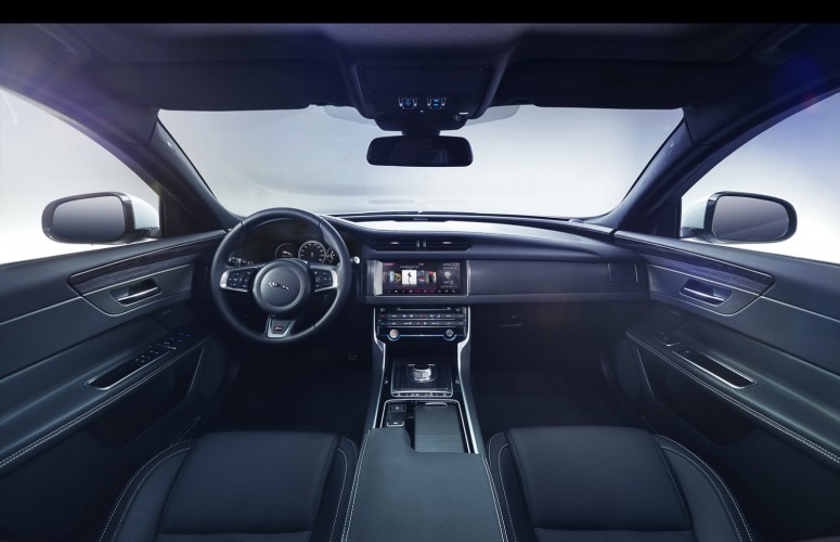 2016 Jaguar XF: вот и все