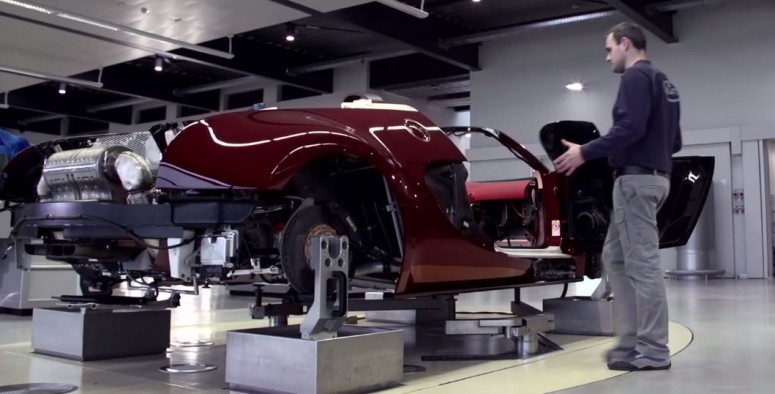 Как собирали последний Bugatti Veyron [видео]