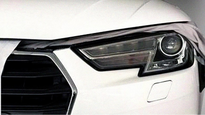 Первые изображения интерьера новой Audi A4