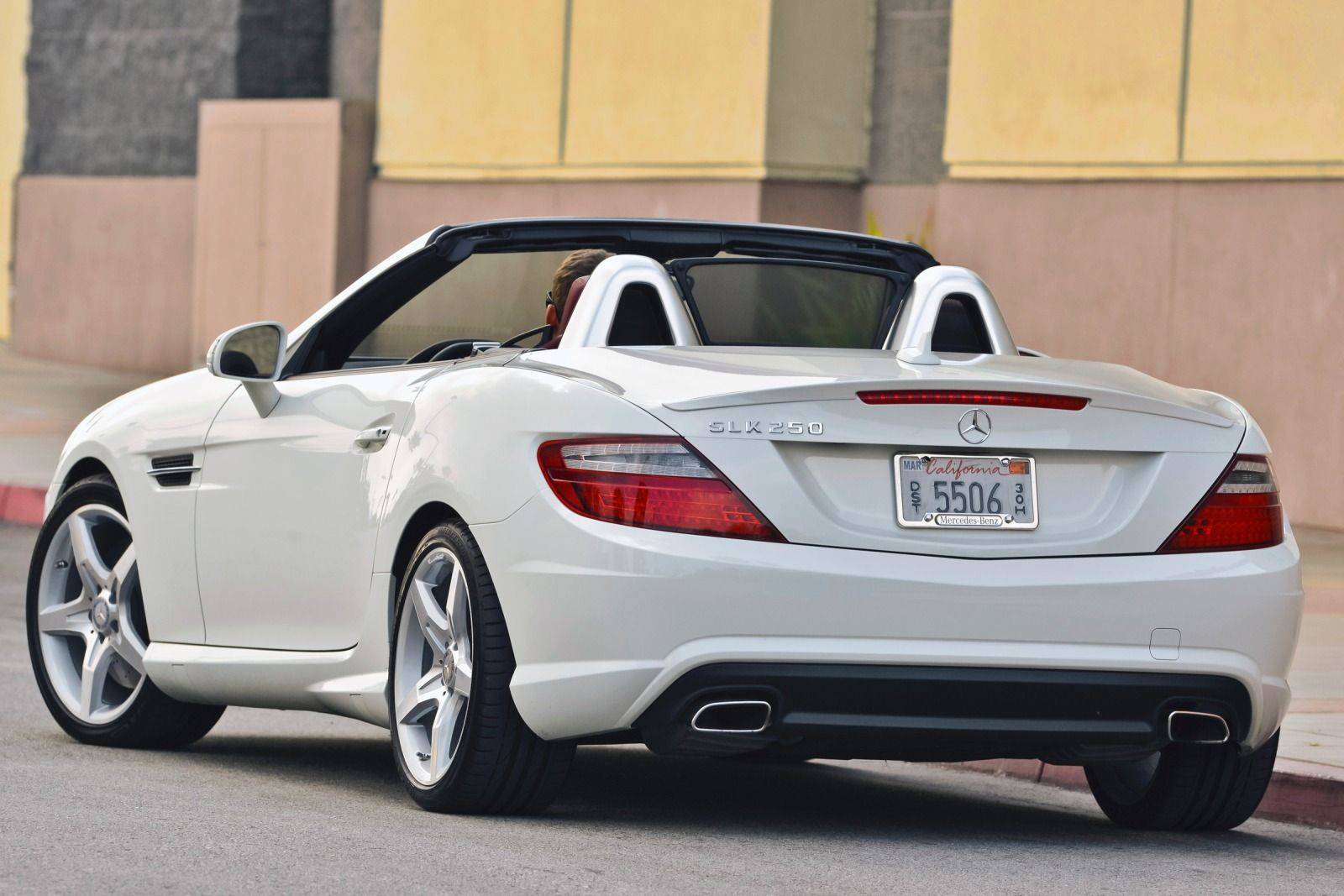 2015 Mercedes SLK получил новые двигатели и КПП - 3