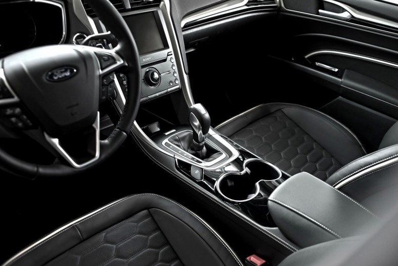 Ford Vignale Mondeo своей роскошью посоревнуется с Jaguar, BMW и Audi [2 видео]